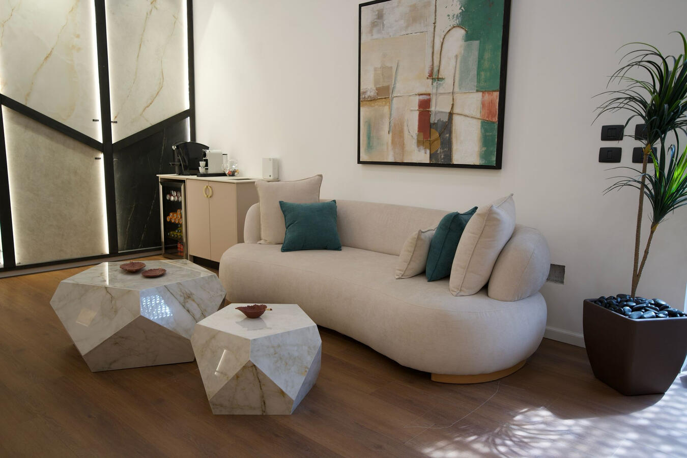 ורד חברון עיצוב פנים